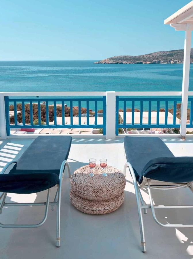 Blue Dolphin Antiparos Villas And Suites Agios Georgios  Eksteriør bilde