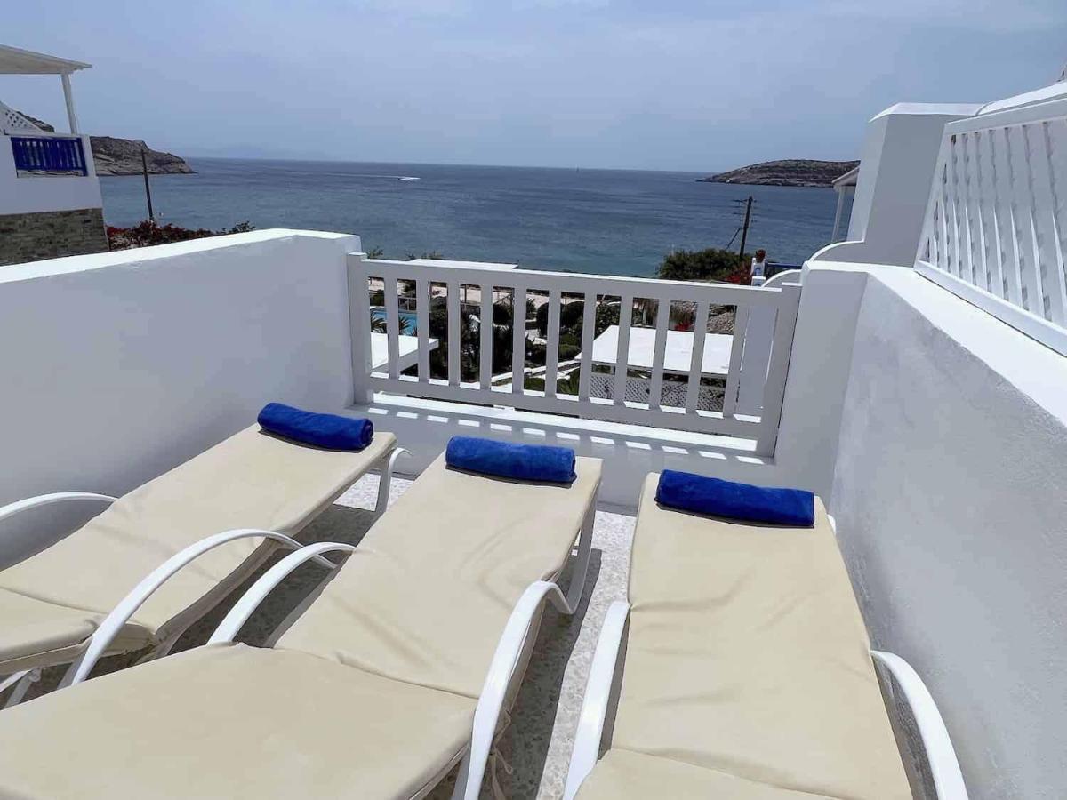 Blue Dolphin Antiparos Villas And Suites Agios Georgios  Eksteriør bilde