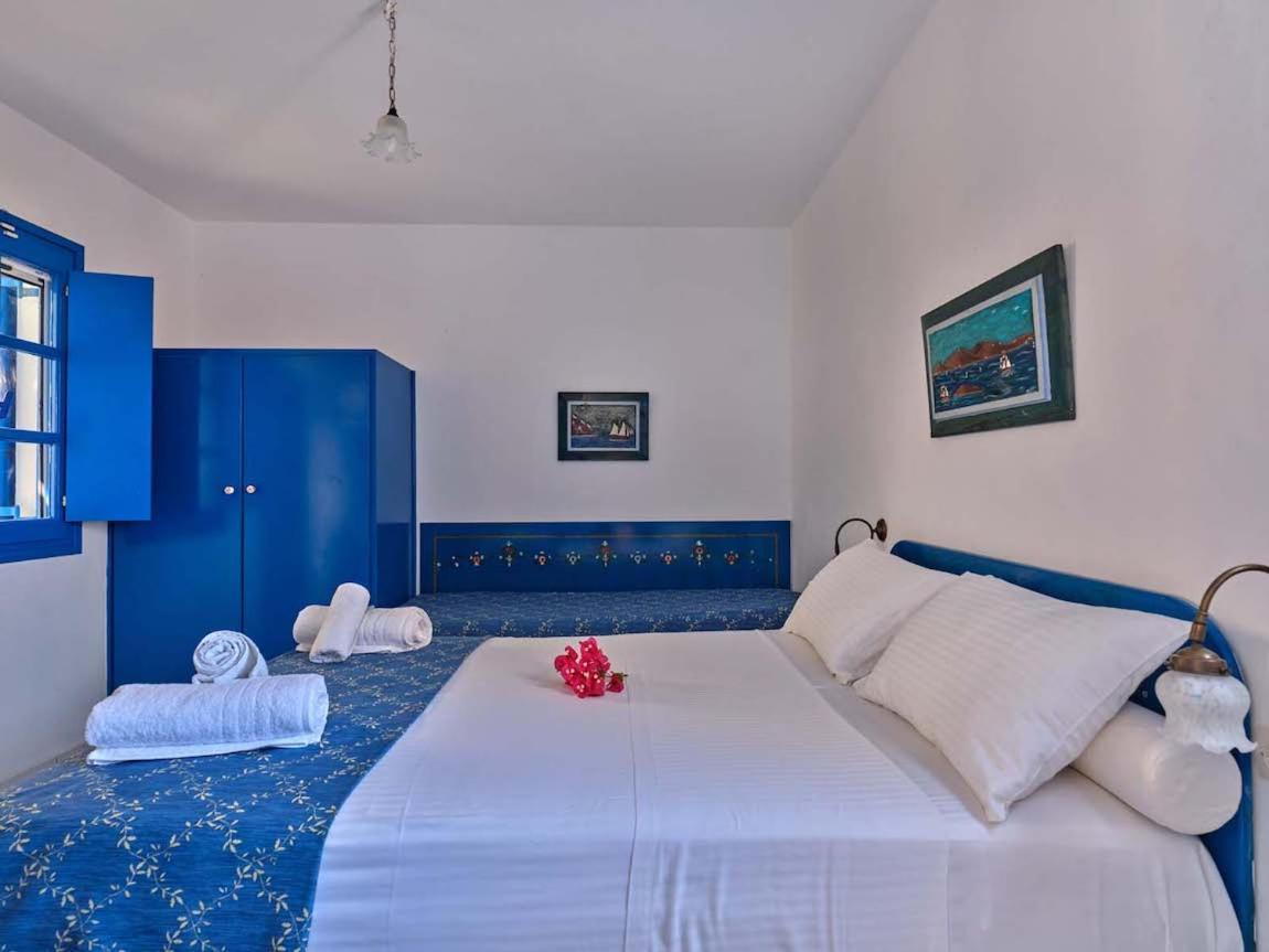 Blue Dolphin Antiparos Villas And Suites Agios Georgios  Eksteriør bilde