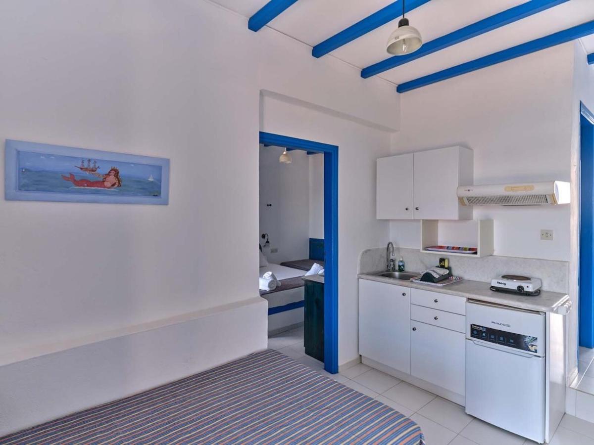 Blue Dolphin Antiparos Villas And Suites Agios Georgios  Eksteriør bilde
