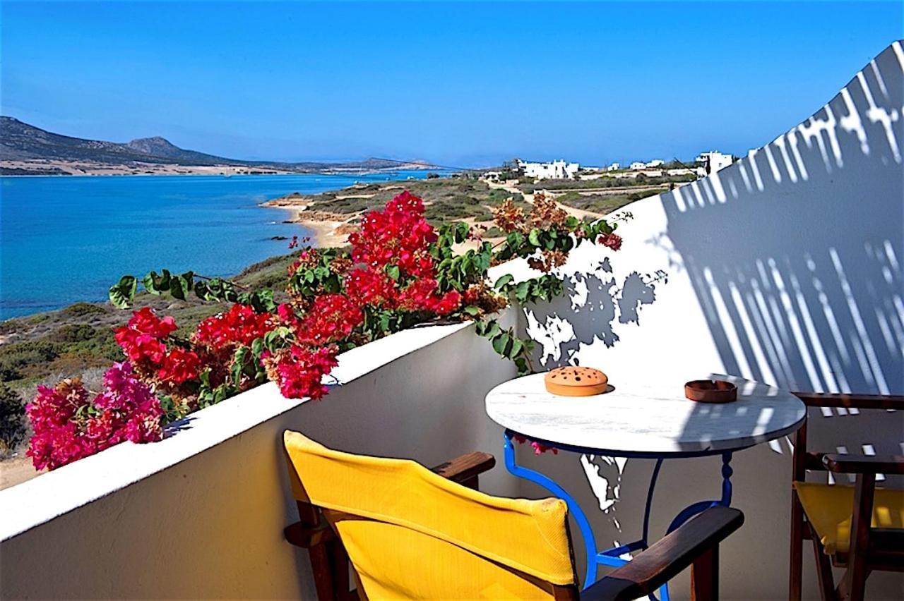 Blue Dolphin Antiparos Villas And Suites Agios Georgios  Eksteriør bilde