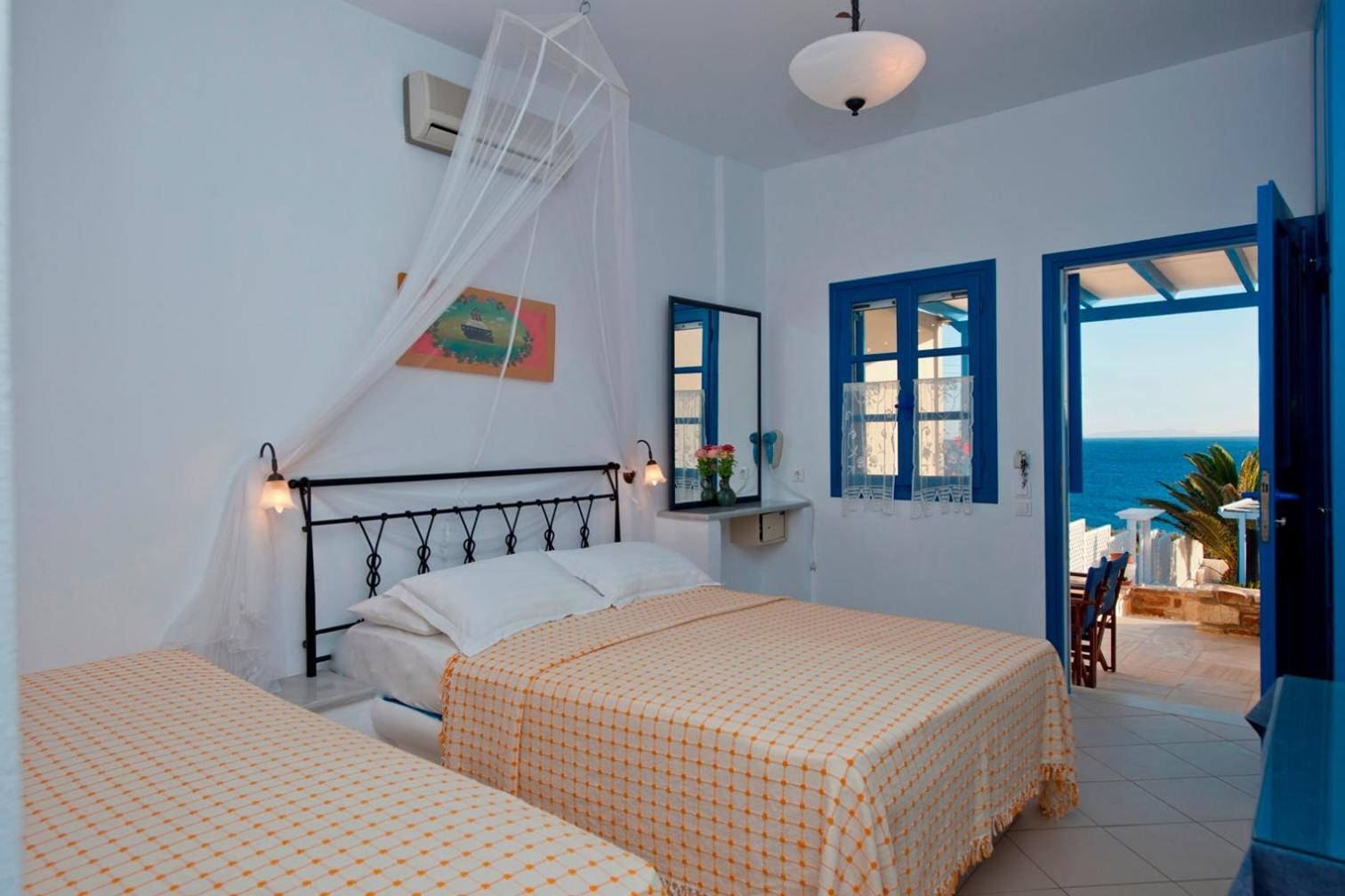Blue Dolphin Antiparos Villas And Suites Agios Georgios  Eksteriør bilde