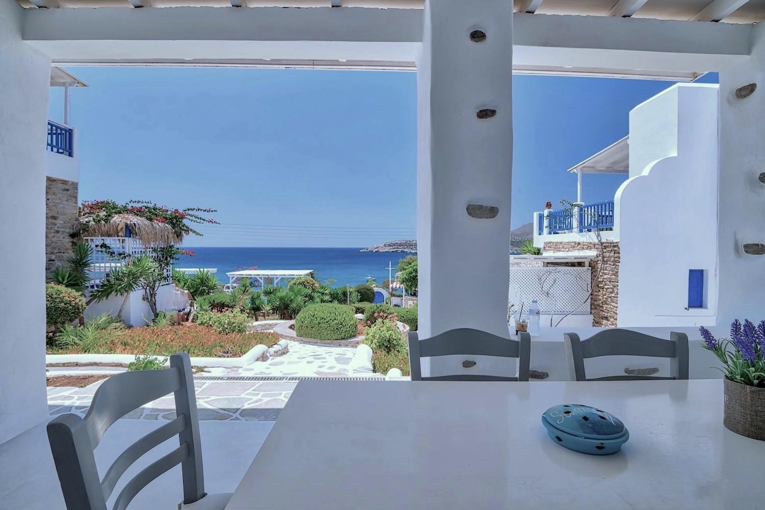 Blue Dolphin Antiparos Villas And Suites Agios Georgios  Eksteriør bilde