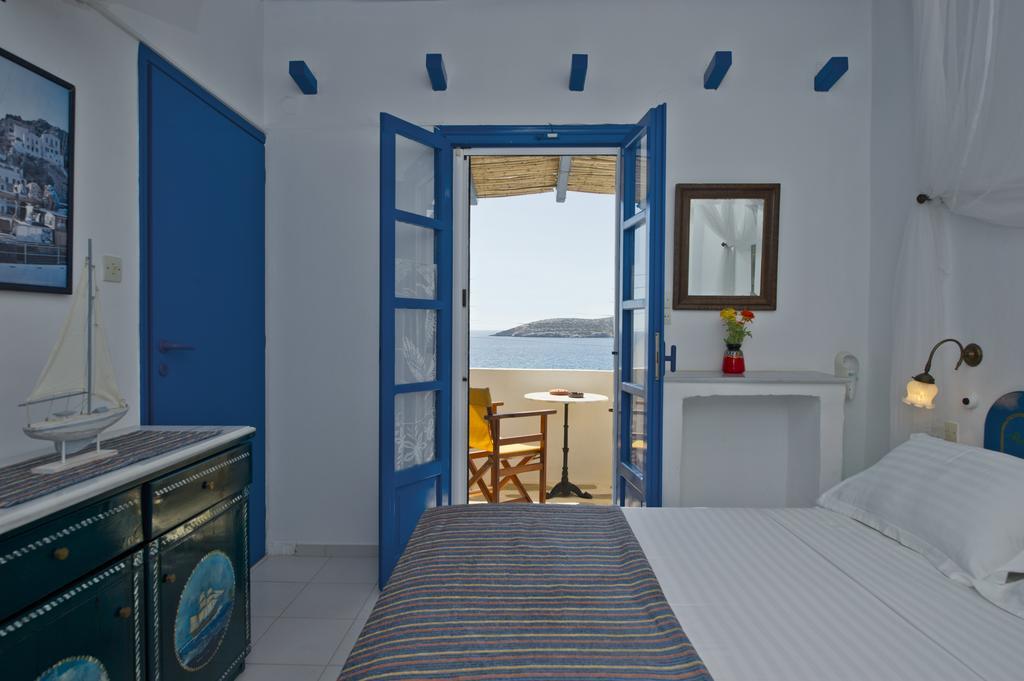 Blue Dolphin Antiparos Villas And Suites Agios Georgios  Eksteriør bilde